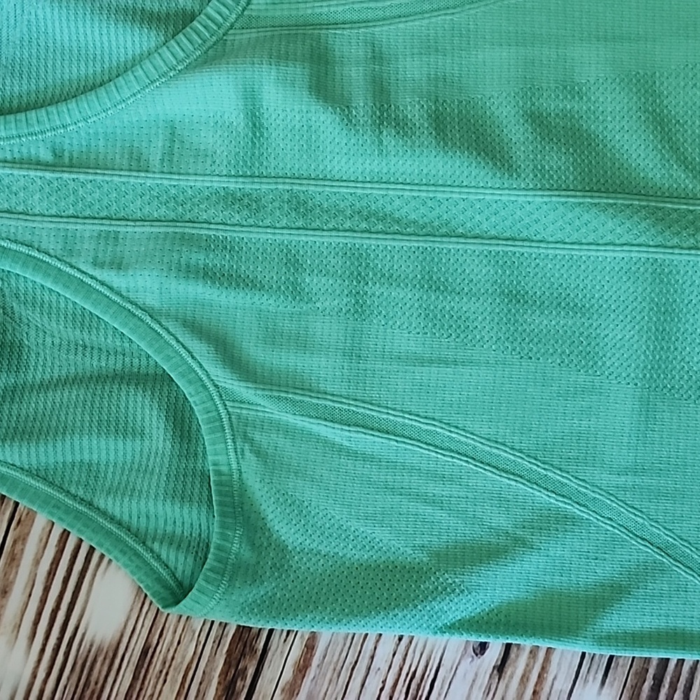Lululemon Tank - Picture 9 of 12